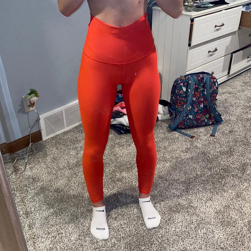 old navy pink-red leggings